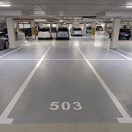 Sea - Free Private Parking
